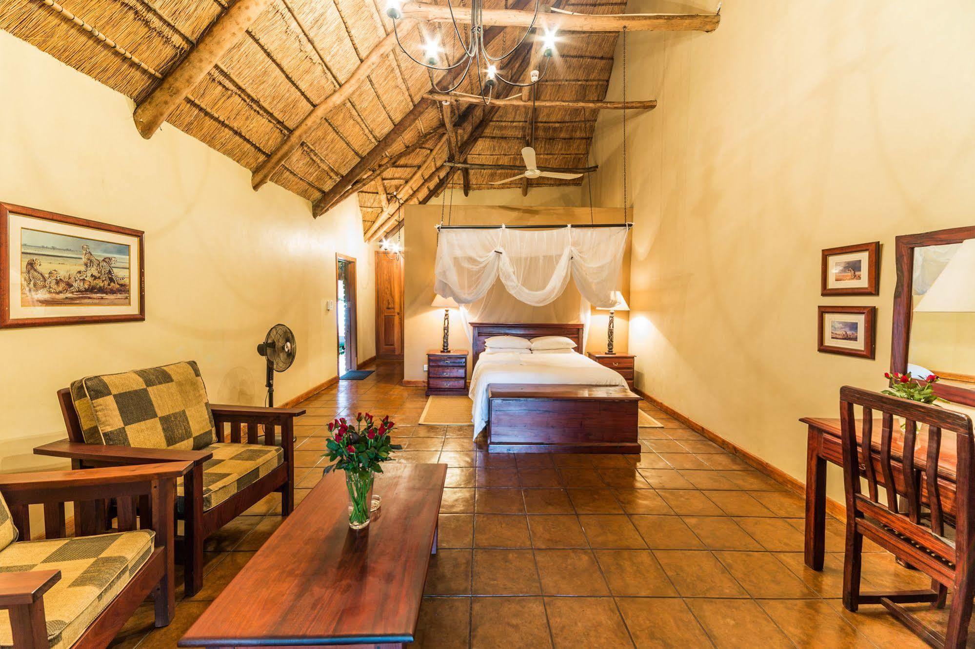 Kumbali Country Lodge Lilongwe Extérieur photo